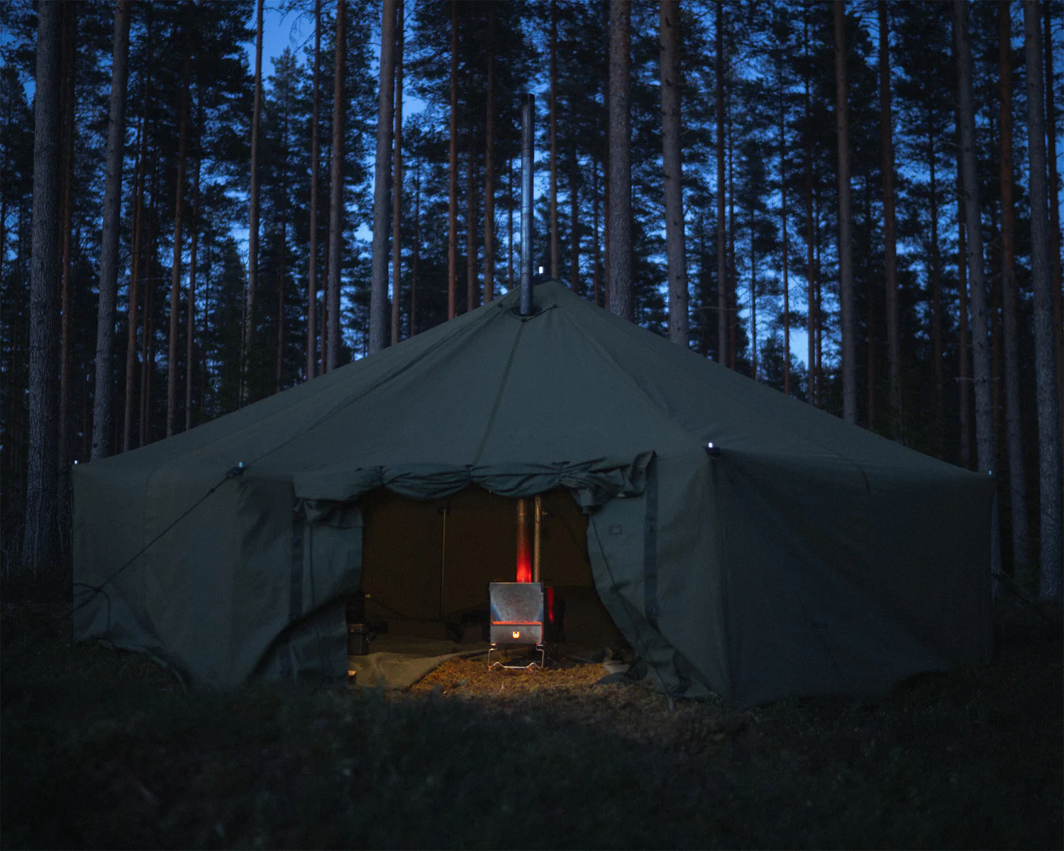 Savotta MIL tent and wood burning stove